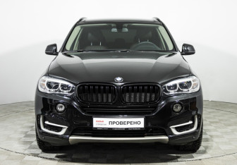 Подержанный автомобиль BMW X5 2015 года (2 фото)
