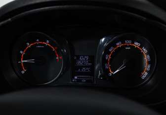 Подержанный автомобиль LADA (ВАЗ) Granta Hatchback 2020 года (12 фото)