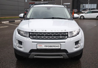 Подержанный автомобиль Land Rover Range Rover Evoque 2015 года (2 фото)