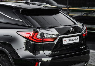 Подержанный автомобиль Lexus RX 2016 года (12 фото)