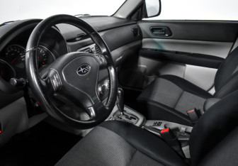 Подержанный автомобиль Subaru Forester Suv 2007 года (9 фото)