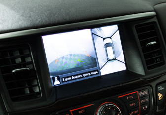 Подержанный автомобиль Nissan Pathfinder 2015 года (19 фото)