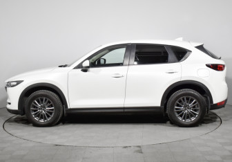 Подержанный автомобиль Mazda CX-5 2018 года (8 фото)