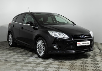 Подержанный автомобиль Ford Focus Hatchback 2014 года (3 фото)