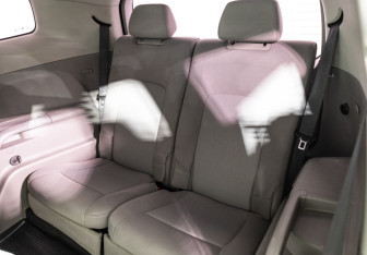 Подержанный автомобиль Chevrolet Orlando 2012 года (16 фото)