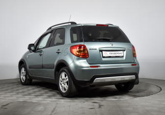 Подержанный автомобиль Suzuki SX4 Hatchback 2012 года (7 фото)