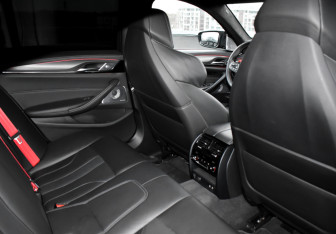 Подержанный автомобиль BMW M5 Sedan 2020 года (15 фото)