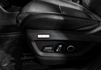 Подержанный автомобиль Chery Tiggo 7 Pro Max 2023 года (12 фото)