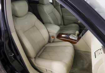 Подержанный автомобиль Infiniti FX 2012 года (29 фото)