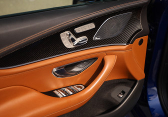 Подержанный автомобиль Mercedes-Benz AMG GT Liftback 2019 года (27 фото)