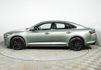 Подержанный автомобиль Geely Preface 2024 года (8 фото)