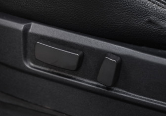 Подержанный автомобиль Mitsubishi Outlander 2012 года (17 фото)