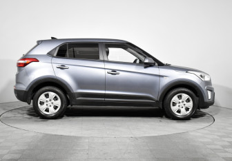 Подержанный автомобиль Hyundai Creta 2019 года (4 фото)