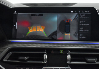 Подержанный автомобиль BMW X5 2018 года (19 фото)