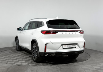Подержанный автомобиль Exeed TXL 2023 года (7 фото)