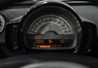 Подержанный автомобиль Smart Fortwo Hatchback 2013 года (12 фото)