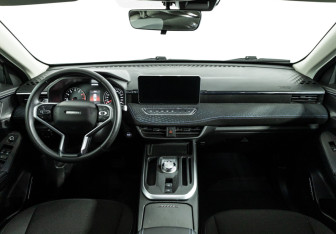 Подержанный автомобиль Haval Jolion 2023 года (13 фото)