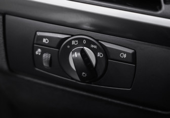 Подержанный автомобиль BMW X6 2013 года (19 фото)
