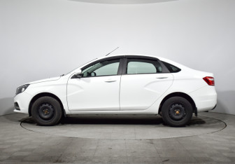 Подержанный автомобиль LADA (ВАЗ) Vesta Sedan 2020 года (8 фото)