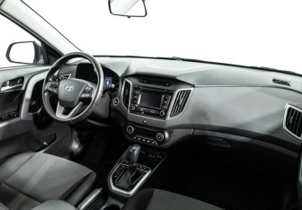 Подержанный автомобиль Hyundai Creta 2018 года (9 фото)