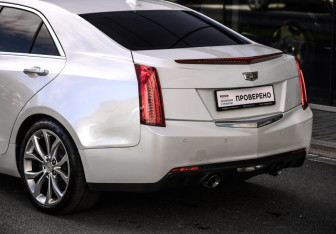 Подержанный автомобиль Cadillac ATS Sedan 2018 года (10 фото)