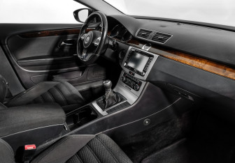 Подержанный автомобиль Volkswagen Passat CC 2011 года (13 фото)
