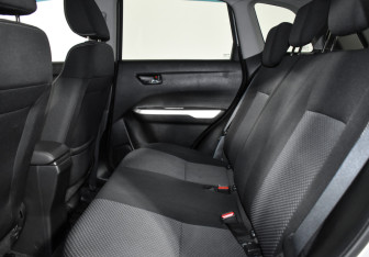 Подержанный автомобиль Suzuki Vitara 2018 года (12 фото)