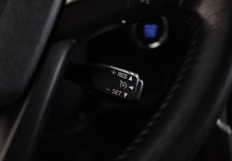 Подержанный автомобиль Toyota Camry Sedan 2017 года (16 фото)