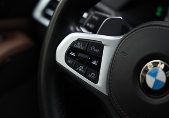Подержанный автомобиль BMW X5 2020 года (15 фото)