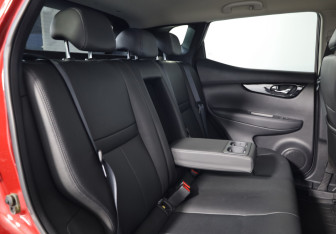 Подержанный автомобиль Nissan Qashqai 2020 года (14 фото)