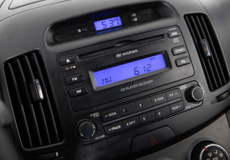 Подержанный автомобиль Hyundai Elantra Sedan 2007 года (14 фото)