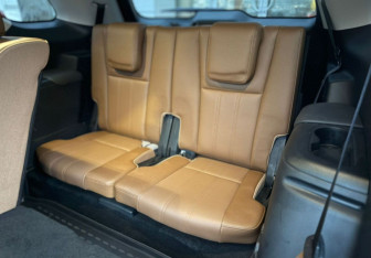 Подержанный автомобиль Changan CS95 2023 года (25 фото)