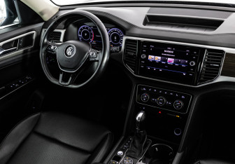 Подержанный автомобиль Volkswagen Teramont 2019 года (12 фото)