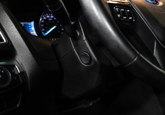 Подержанный автомобиль Ford Explorer 2018 года (20 фото)