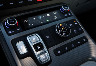 Подержанный автомобиль Hyundai Palisade 2023 года (19 фото)