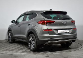 Подержанный автомобиль Hyundai Tucson 2020 года (7 фото)