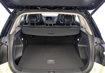 Новый Hongqi HS3 2025 (8 фото)