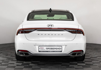 Подержанный автомобиль Hyundai Grandeur 2021 года (8 фото)