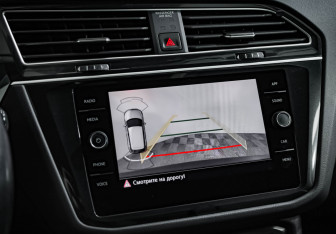 Подержанный автомобиль Volkswagen Tiguan 2019 года (15 фото)