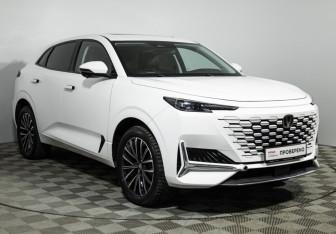 Подержанный автомобиль Changan UNI-K 2023 года (3 фото)
