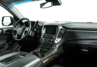 Подержанный автомобиль Chevrolet Tahoe 2016 года (9 фото)