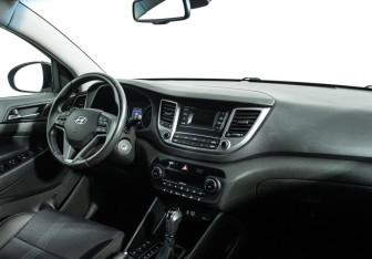 Подержанный автомобиль Hyundai Tucson 2017 года (9 фото)