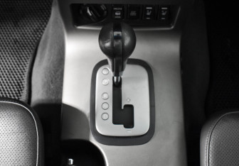 Подержанный автомобиль Nissan Pathfinder 2007 года (14 фото)