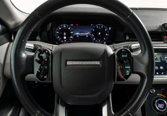 Подержанный автомобиль Land Rover Range Rover Evoque 2019 года (17 фото)