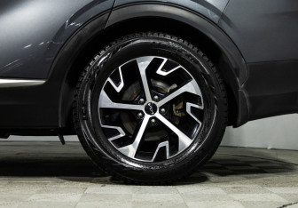Подержанный автомобиль Kia Sportage 2022 года (9 фото)