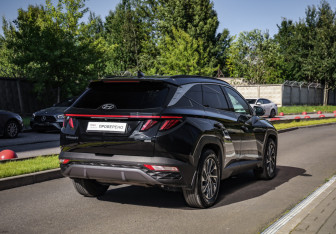Подержанный автомобиль Hyundai Tucson 2021 года (6 фото)
