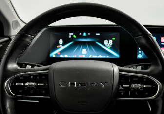 Подержанный автомобиль Omoda C5 2023 года (17 фото)