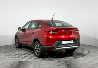 Подержанный автомобиль Renault Arkana 2021 года (7 фото)