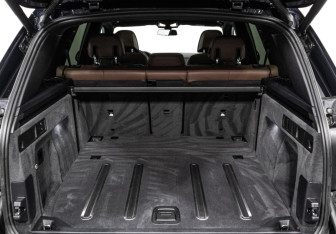 Подержанный автомобиль BMW X5 2019 года (15 фото)