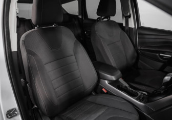 Подержанный автомобиль Ford Kuga 2016 года (21 фото)